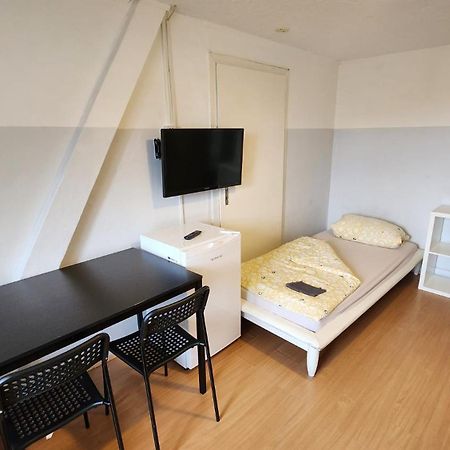 Moderne Studio Apartments Und 120Qm Wohnungen In Oberhausen, Ideal Fuer Geschaeftsreisende Und Monteure Oberhausen  Exterior foto
