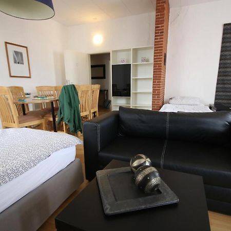 Moderne Studio Apartments Und 120Qm Wohnungen In Oberhausen, Ideal Fuer Geschaeftsreisende Und Monteure Oberhausen  Exterior foto