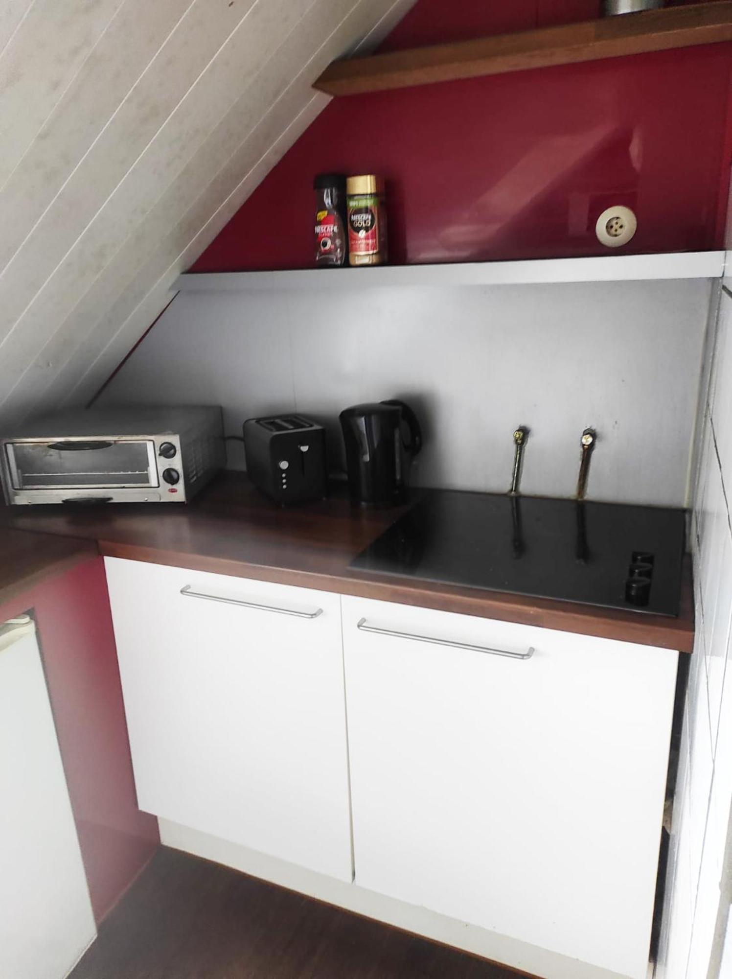 Moderne Studio Apartments Und 120Qm Wohnungen In Oberhausen, Ideal Fuer Geschaeftsreisende Und Monteure Oberhausen  Exterior foto