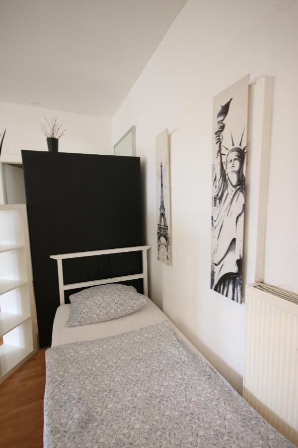 Moderne Studio Apartments Und 120Qm Wohnungen In Oberhausen, Ideal Fuer Geschaeftsreisende Und Monteure Oberhausen  Exterior foto
