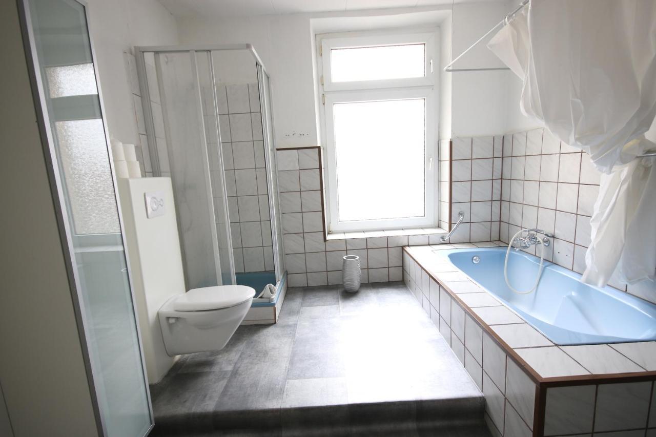 Moderne Studio Apartments Und 120Qm Wohnungen In Oberhausen, Ideal Fuer Geschaeftsreisende Und Monteure Oberhausen  Exterior foto
