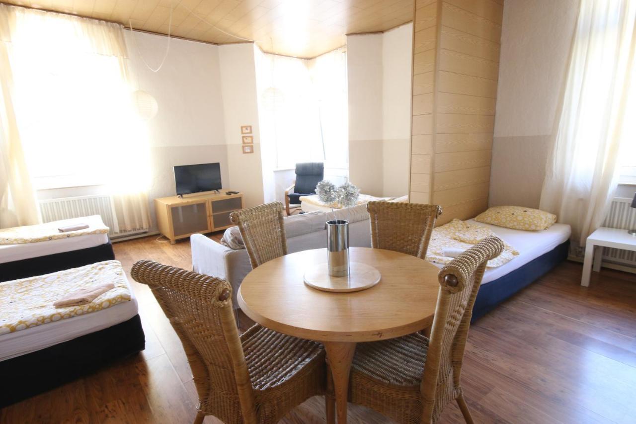 Moderne Studio Apartments Und 120Qm Wohnungen In Oberhausen, Ideal Fuer Geschaeftsreisende Und Monteure Oberhausen  Exterior foto
