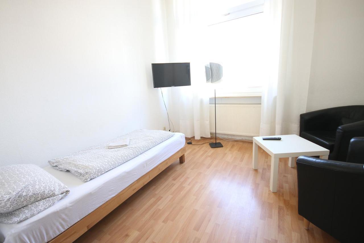 Moderne Studio Apartments Und 120Qm Wohnungen In Oberhausen, Ideal Fuer Geschaeftsreisende Und Monteure Oberhausen  Exterior foto